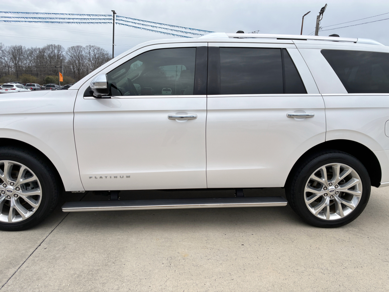 Ford Expedition  2019