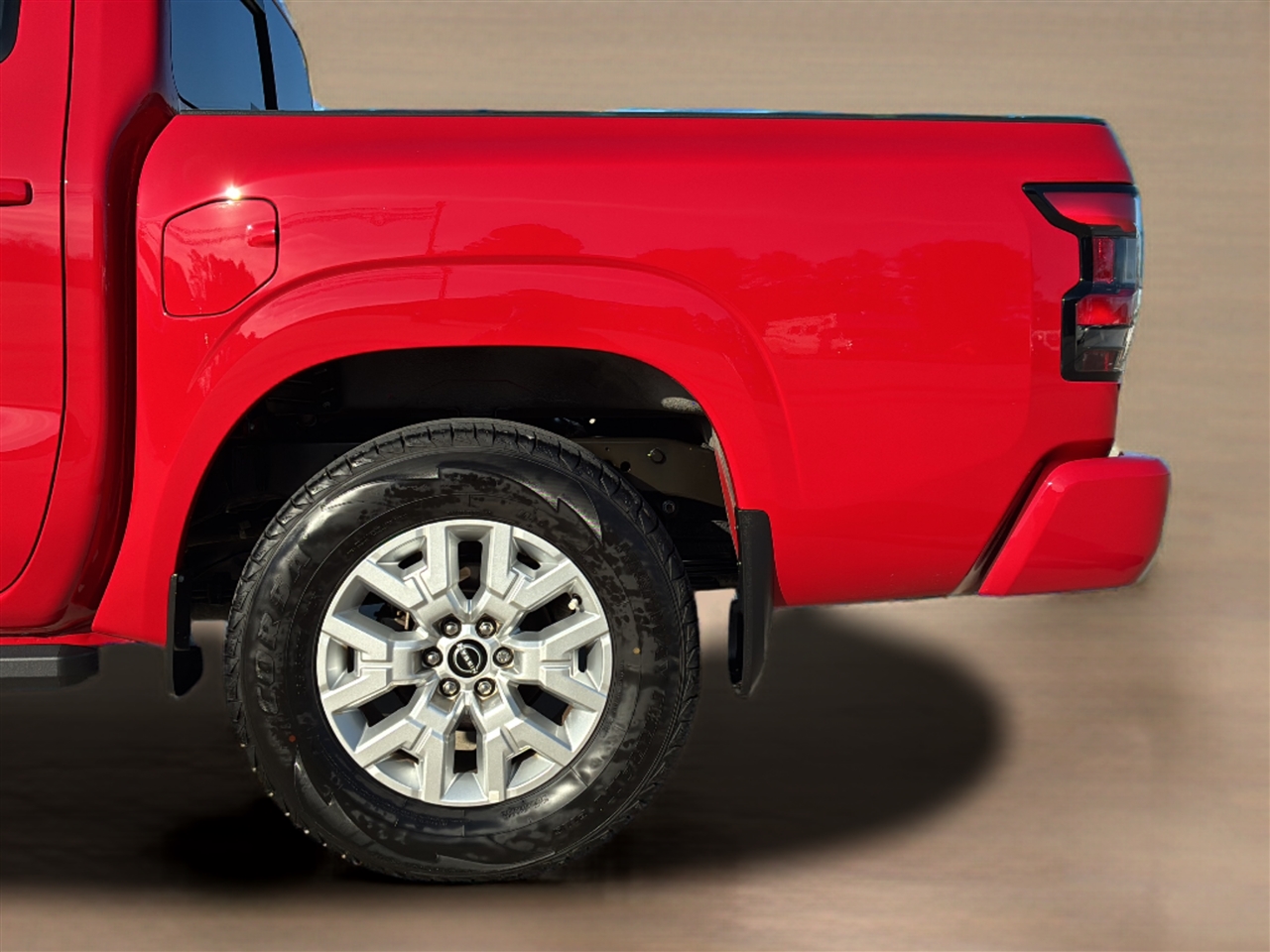 Nissan Frontier SV 2023