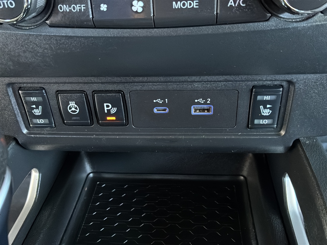 Nissan Frontier SV 2023