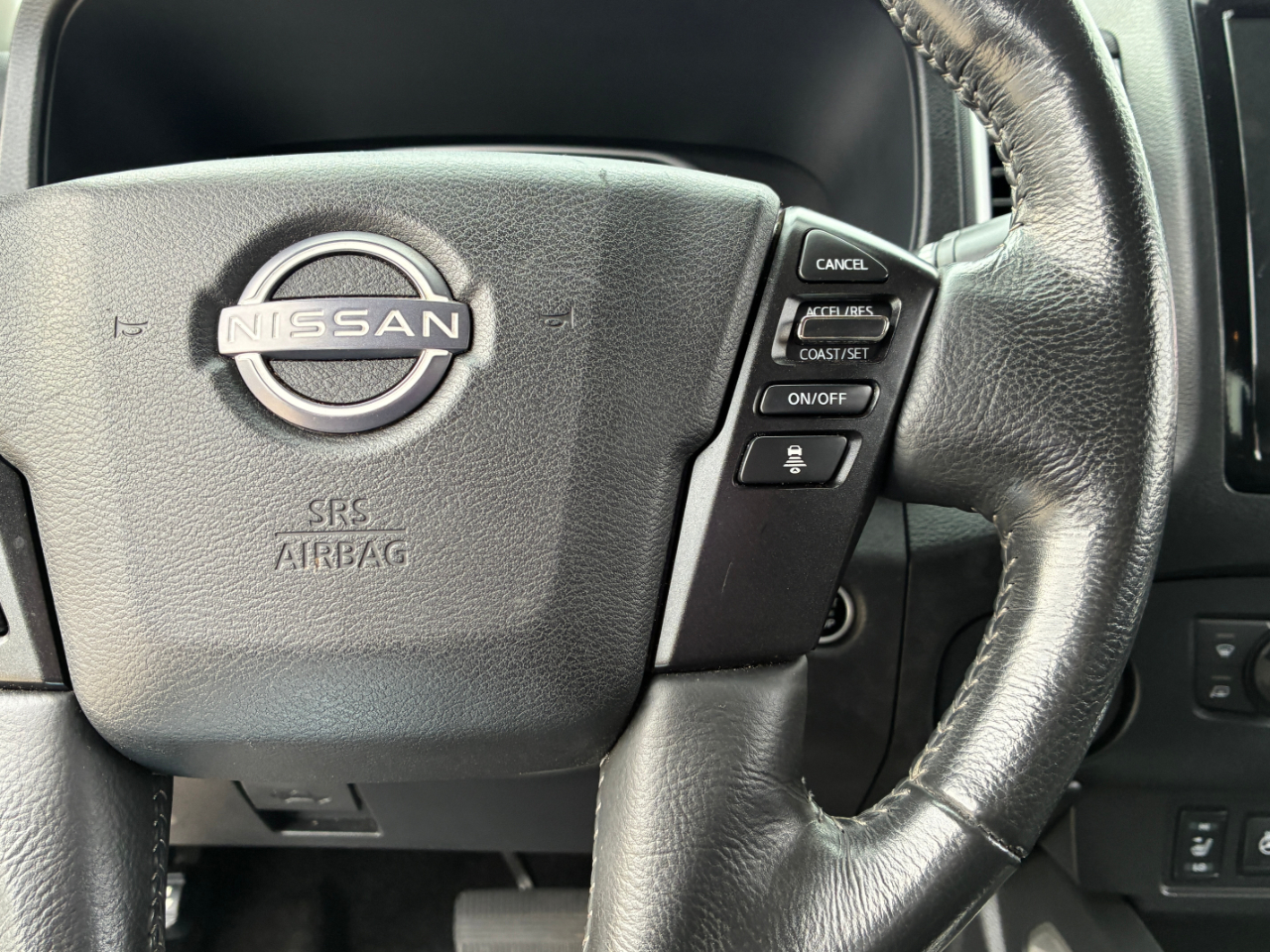 Nissan Frontier SV 2023