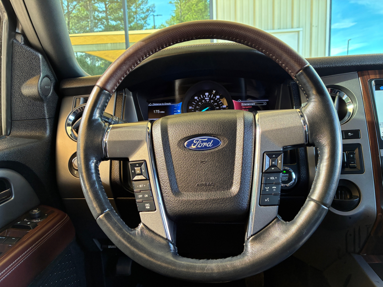 Ford Expedition  2017