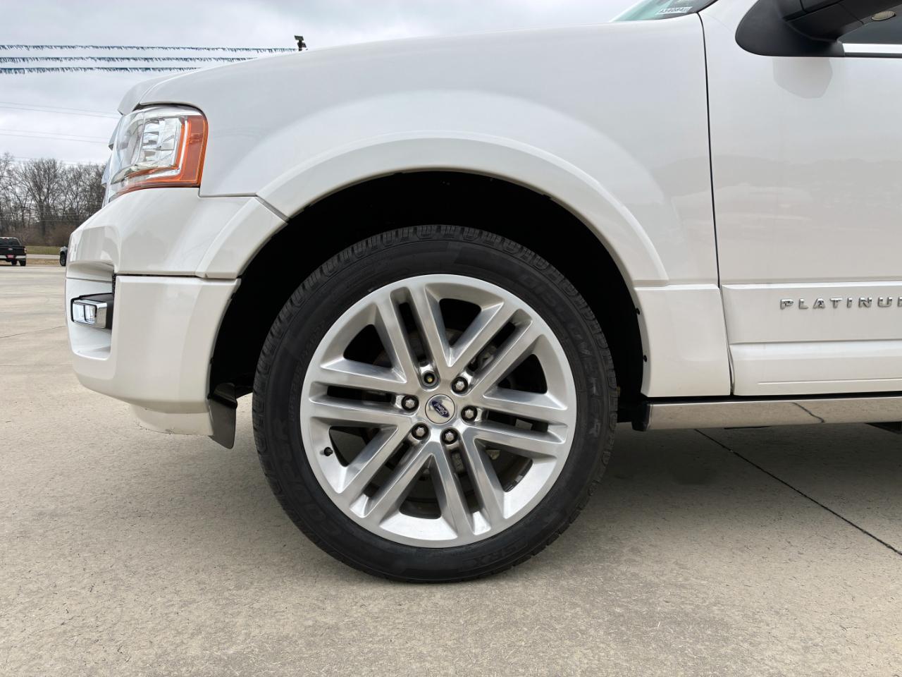 Ford Expedition  2017