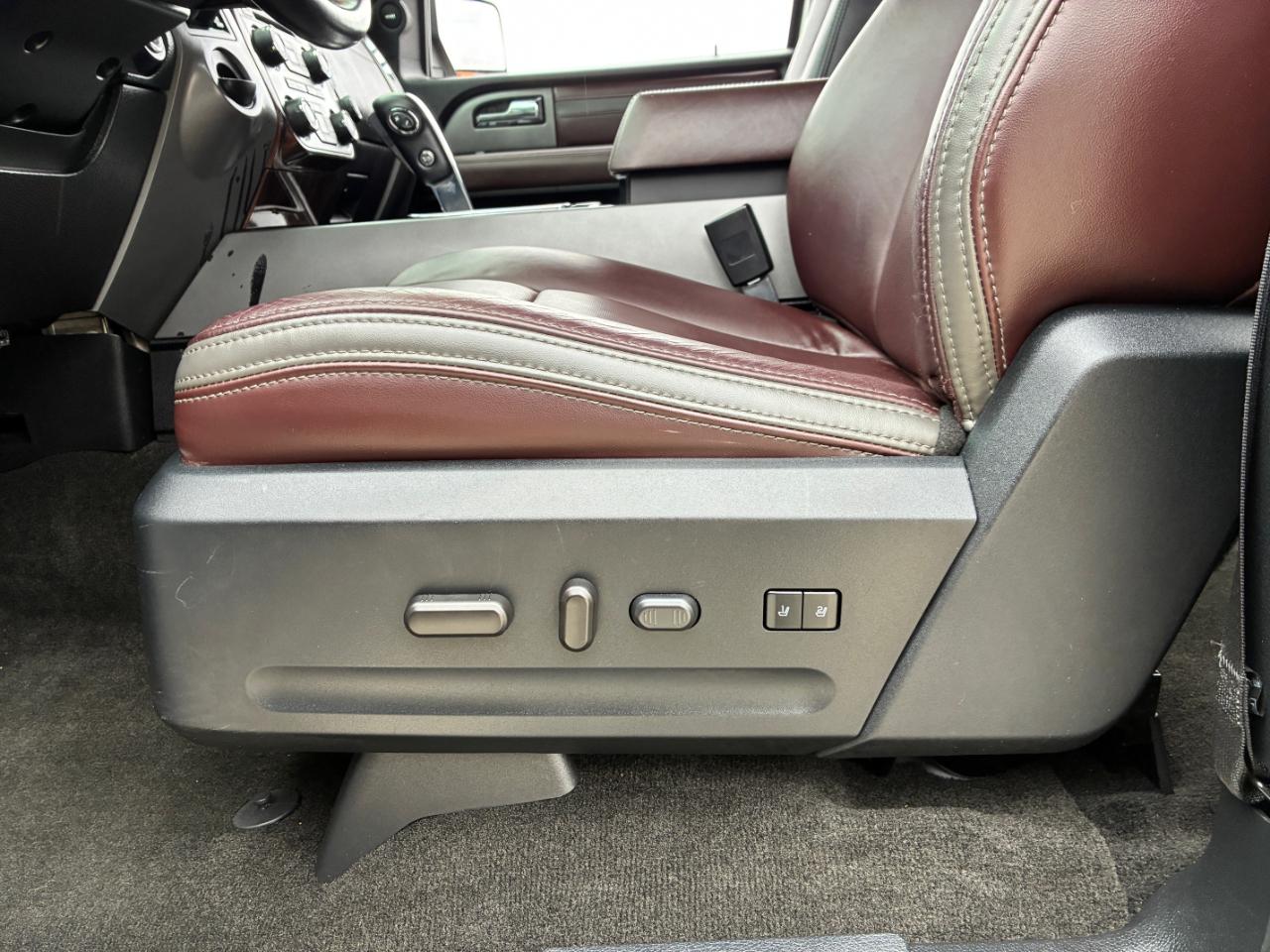 Ford Expedition  2017