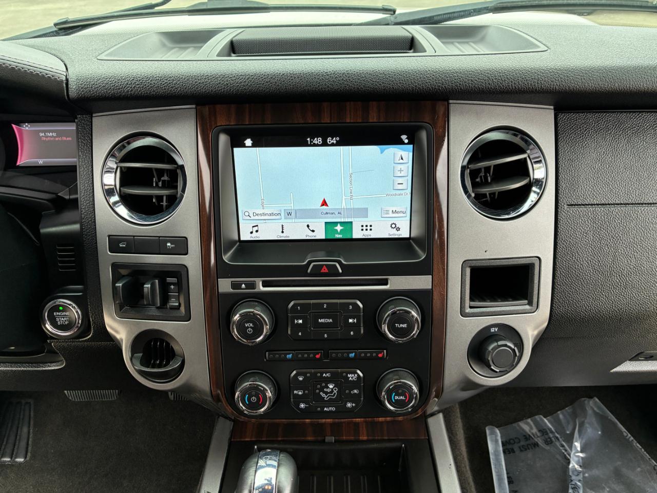 Ford Expedition  2017