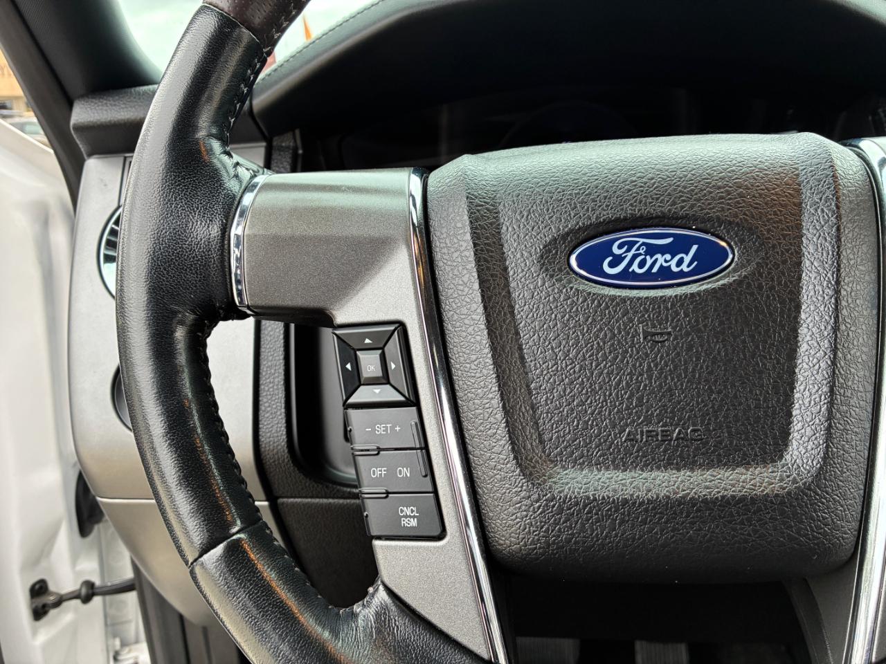 Ford Expedition  2017