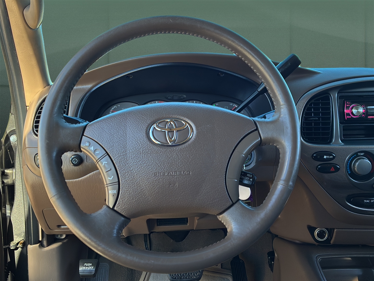 Toyota Sequoia Limited 2WD 2003