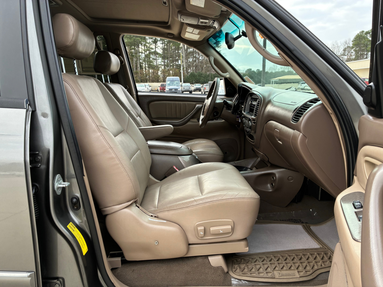 Toyota Sequoia  2003