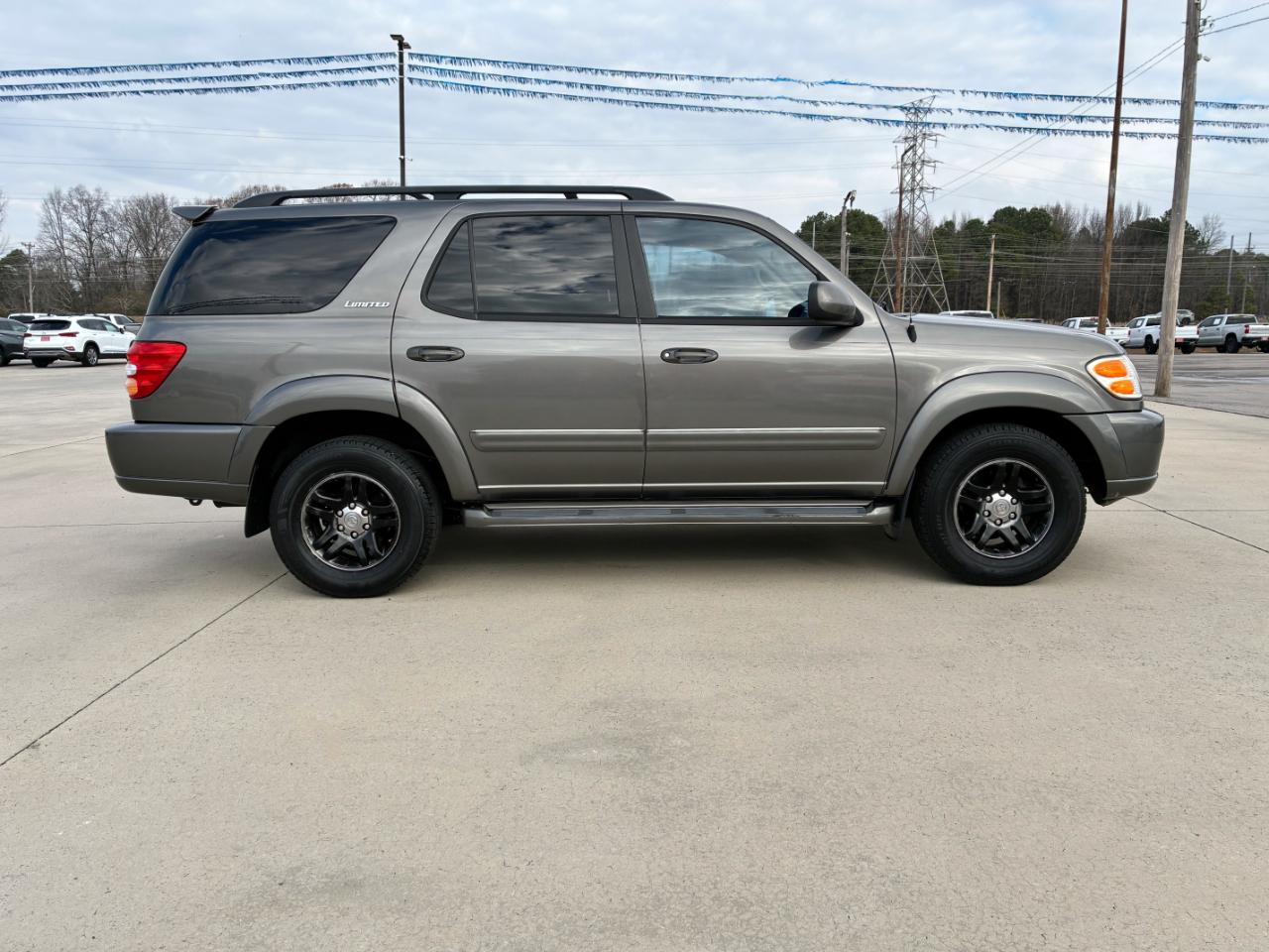 Toyota Sequoia  2003