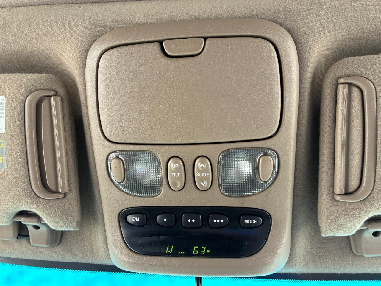 Toyota Sequoia  2003