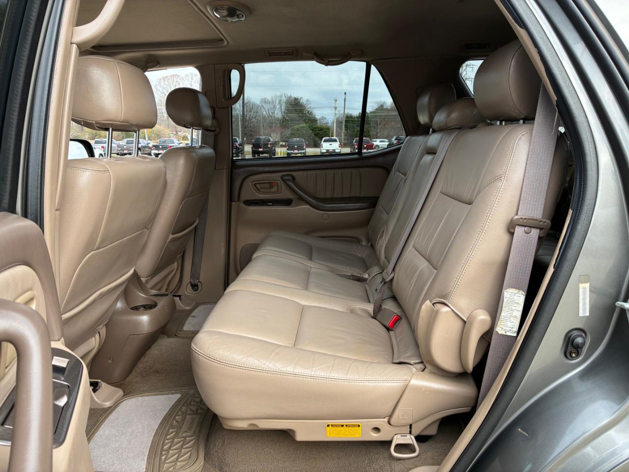 Toyota Sequoia  2003