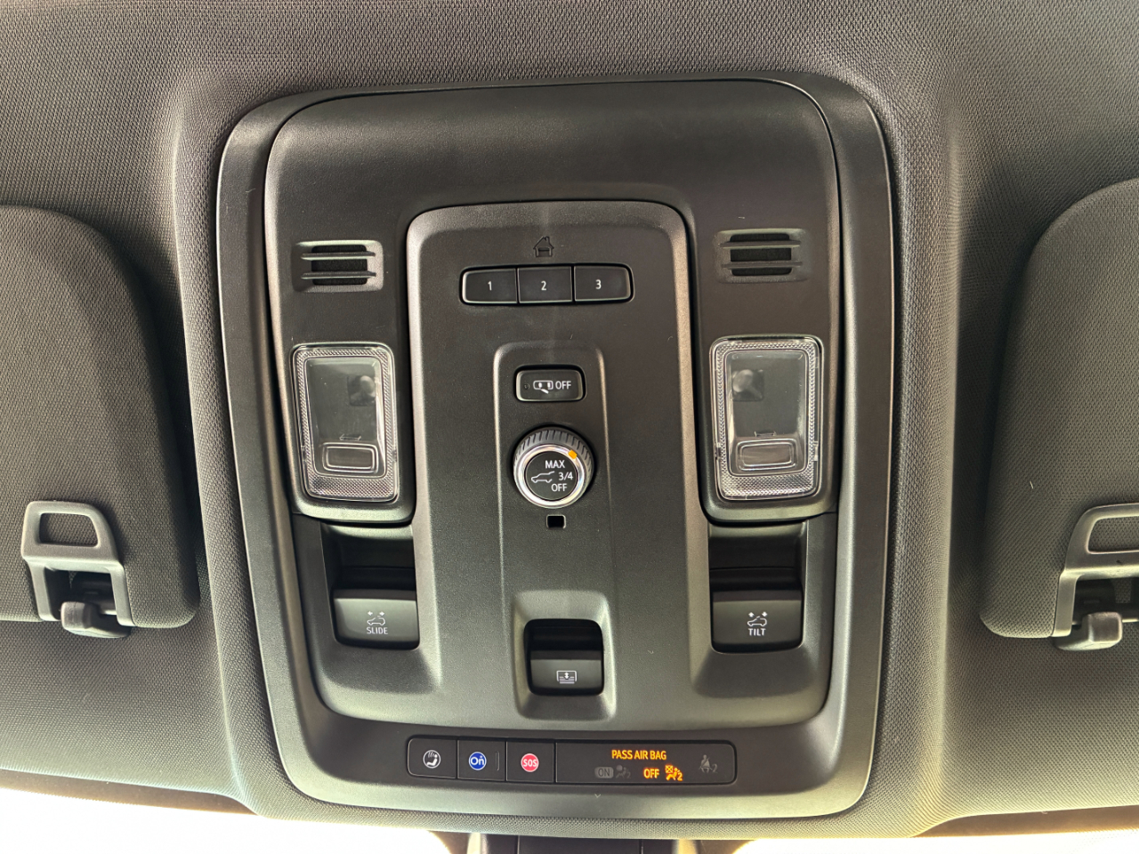 Chevrolet Tahoe  2021