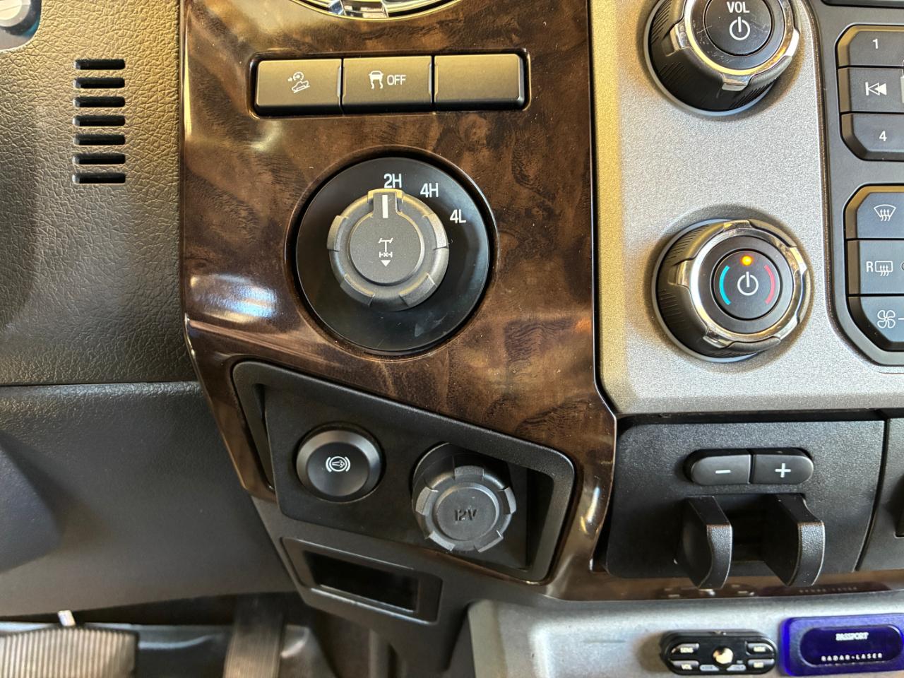 Ford F-250 SD Platinum 2015