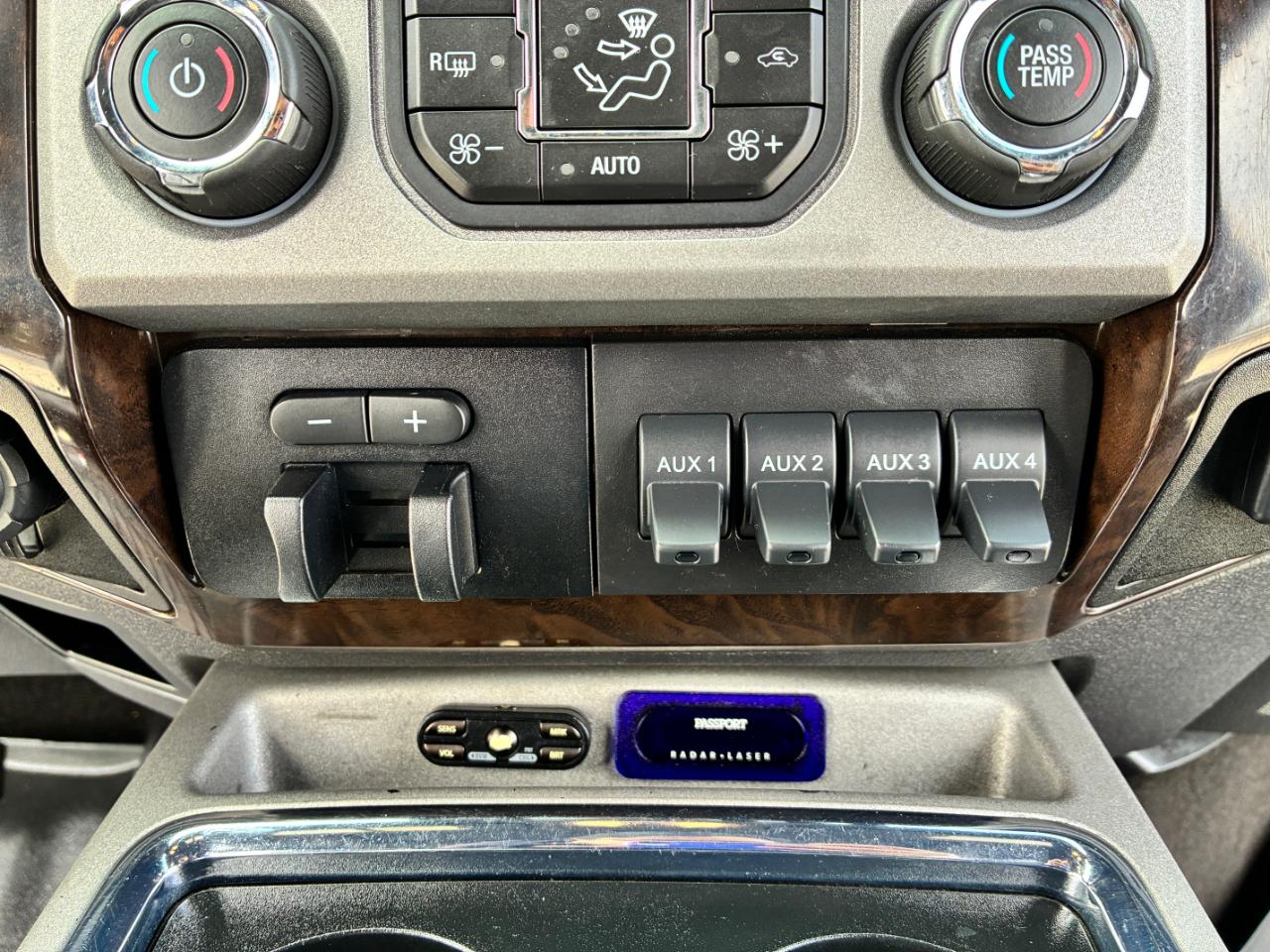 Ford F-250 SD Platinum 2015