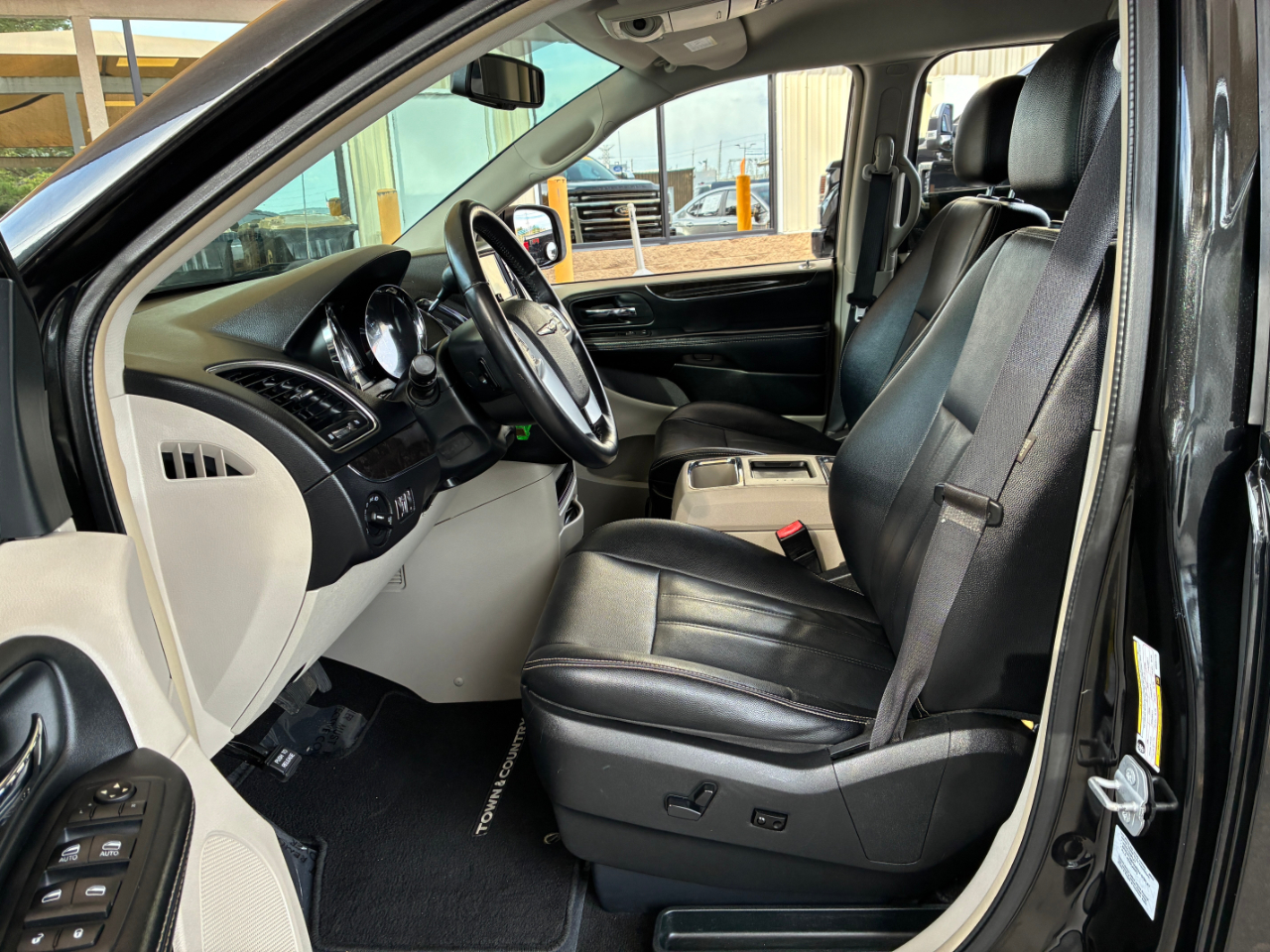 Chrysler Town & Country  2016