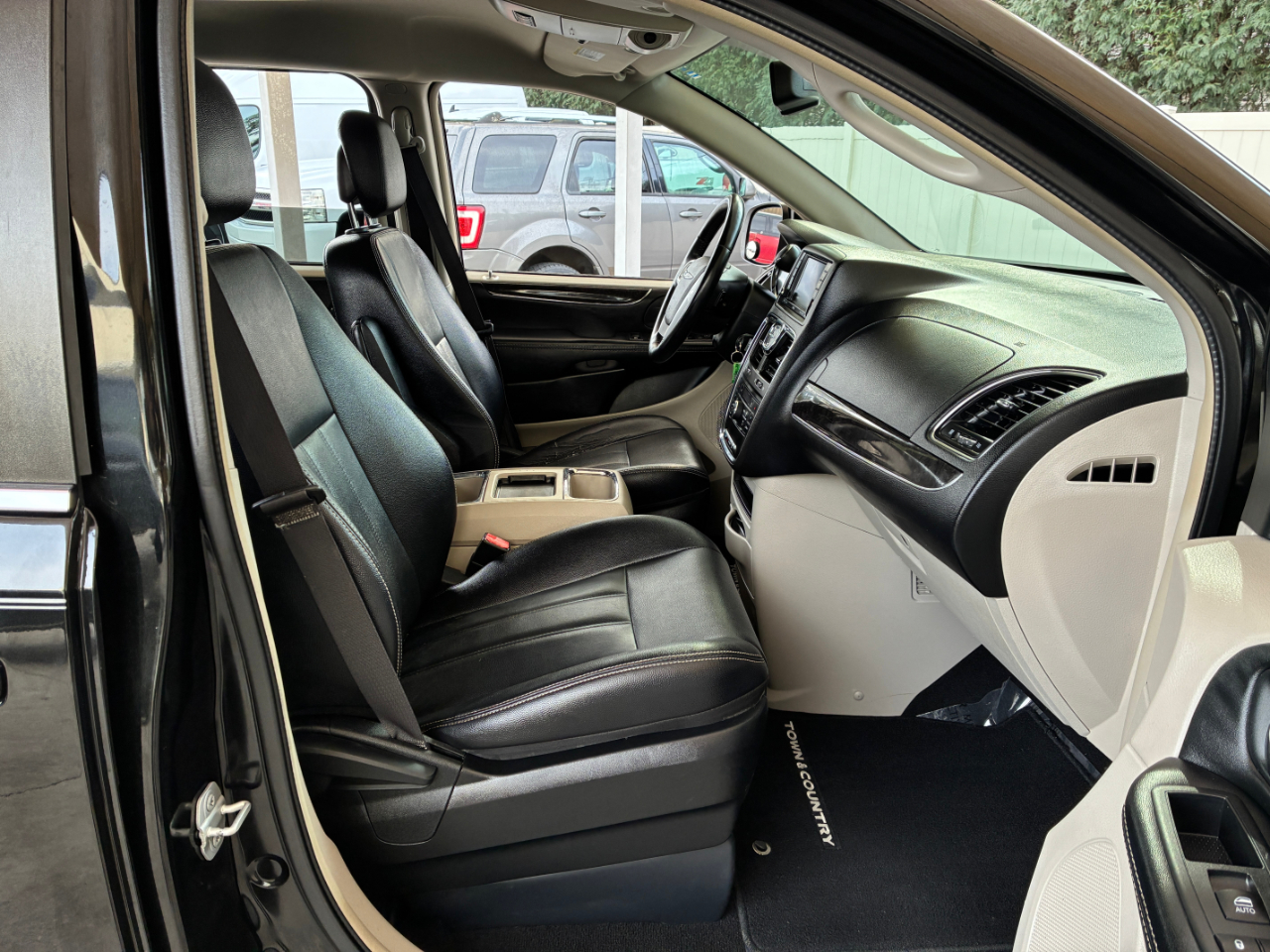 Chrysler Town & Country  2016