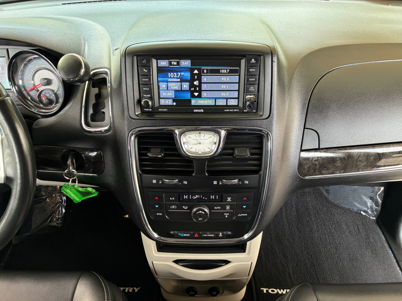 Chrysler Town & Country  2016