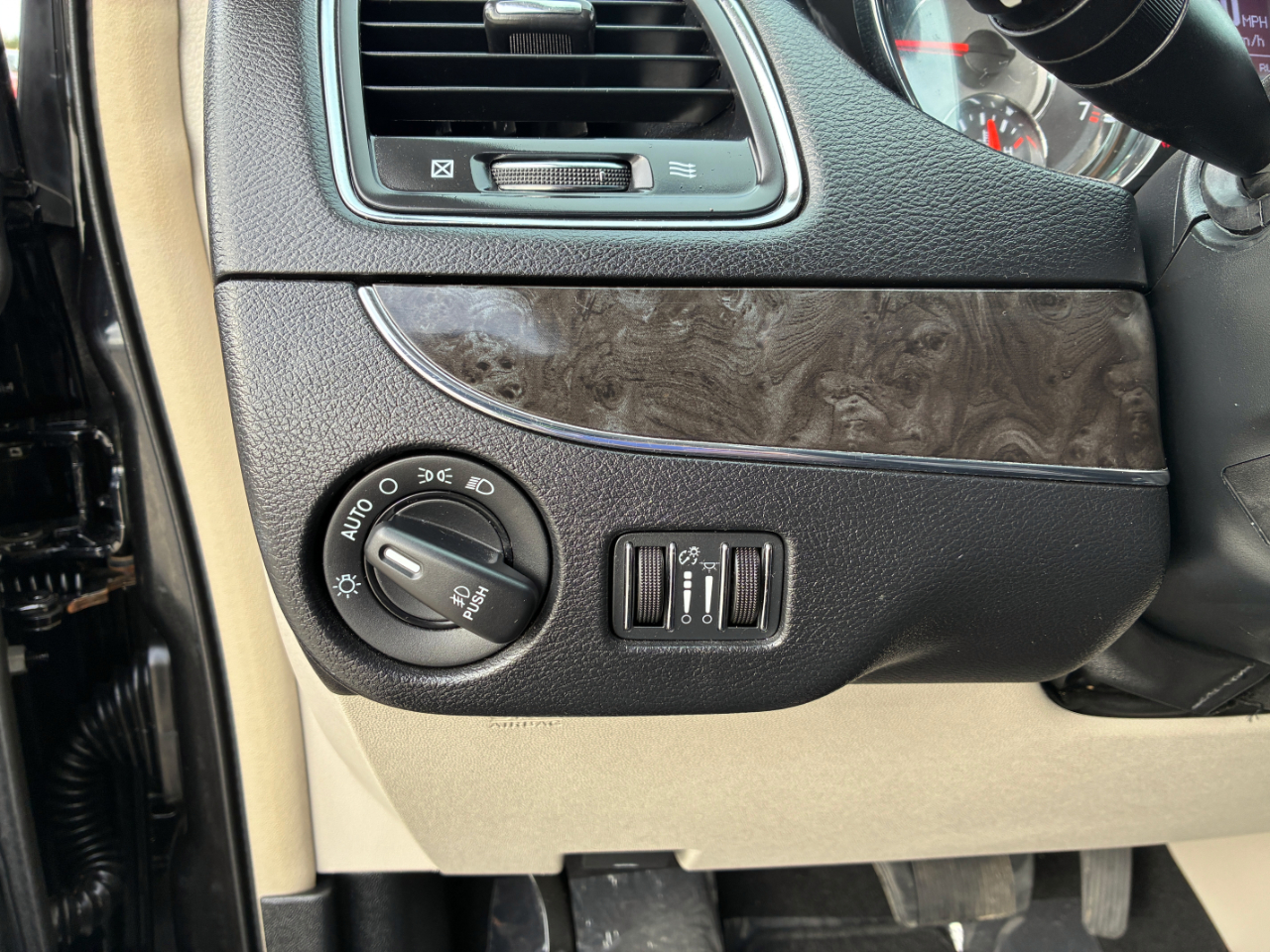 Chrysler Town & Country  2016