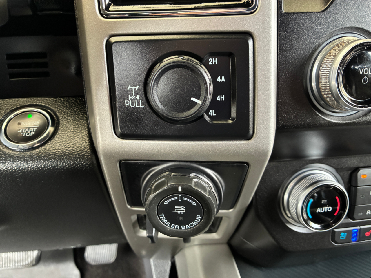 Ford F-150 Lariat 2020