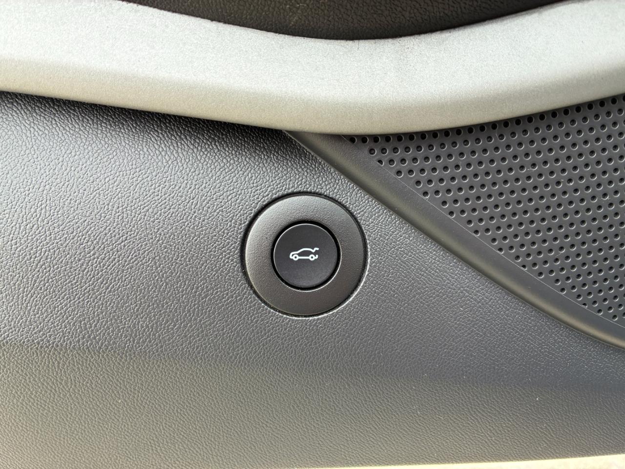 Chevrolet Camaro  2022