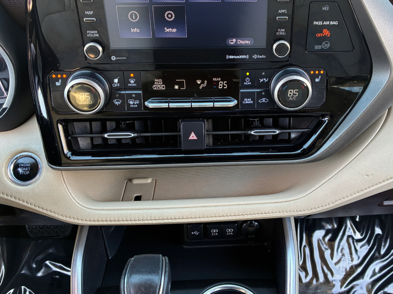 Toyota Highlander  2020