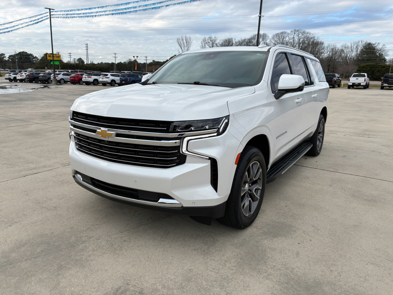 2023 Chevrolet Suburban 1500 LT