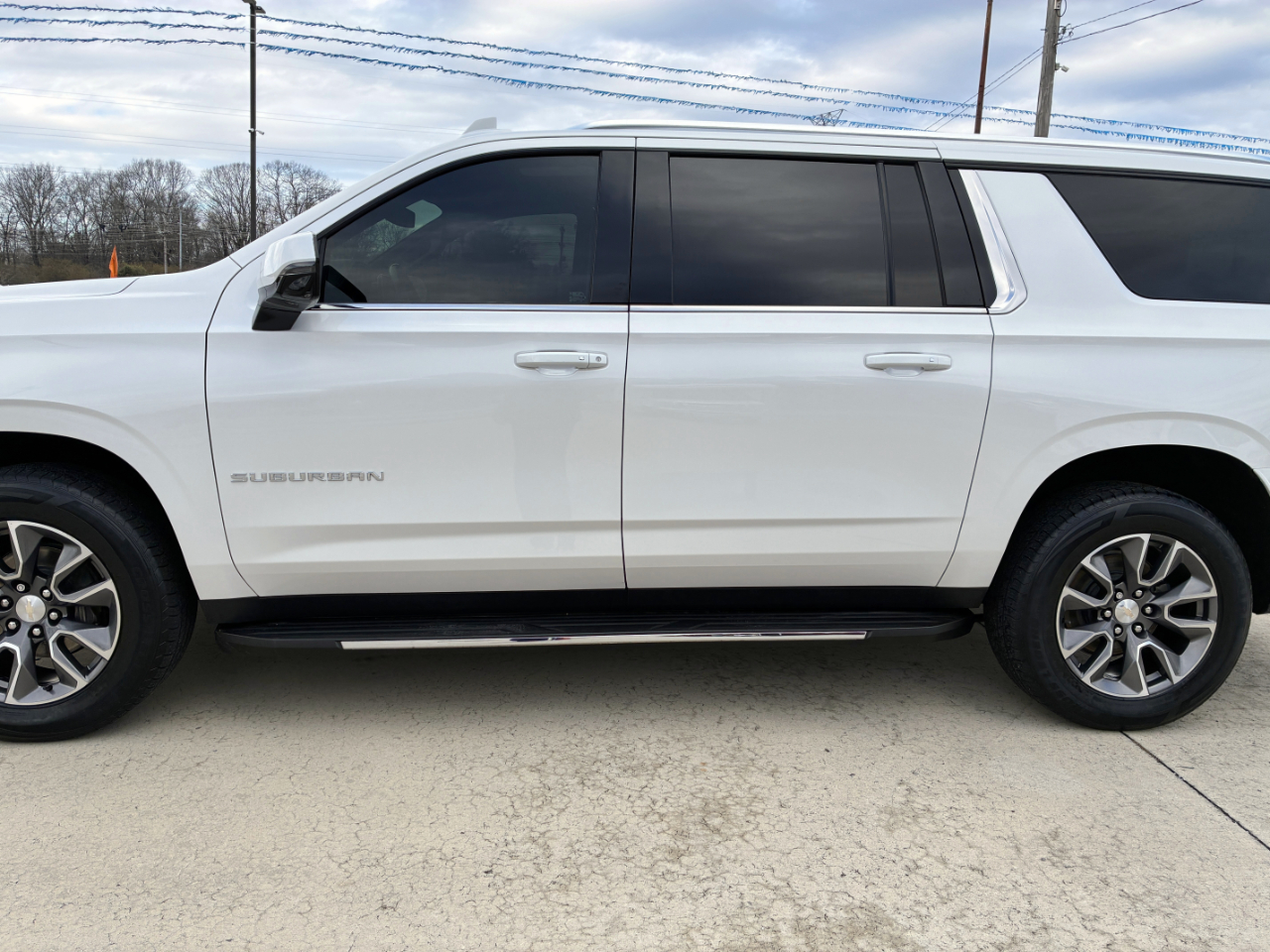 Chevrolet Suburban 1500 LT 2023