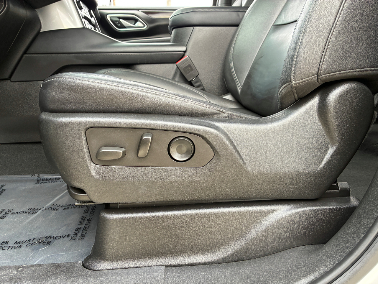 Chevrolet Suburban 1500 LT 2023