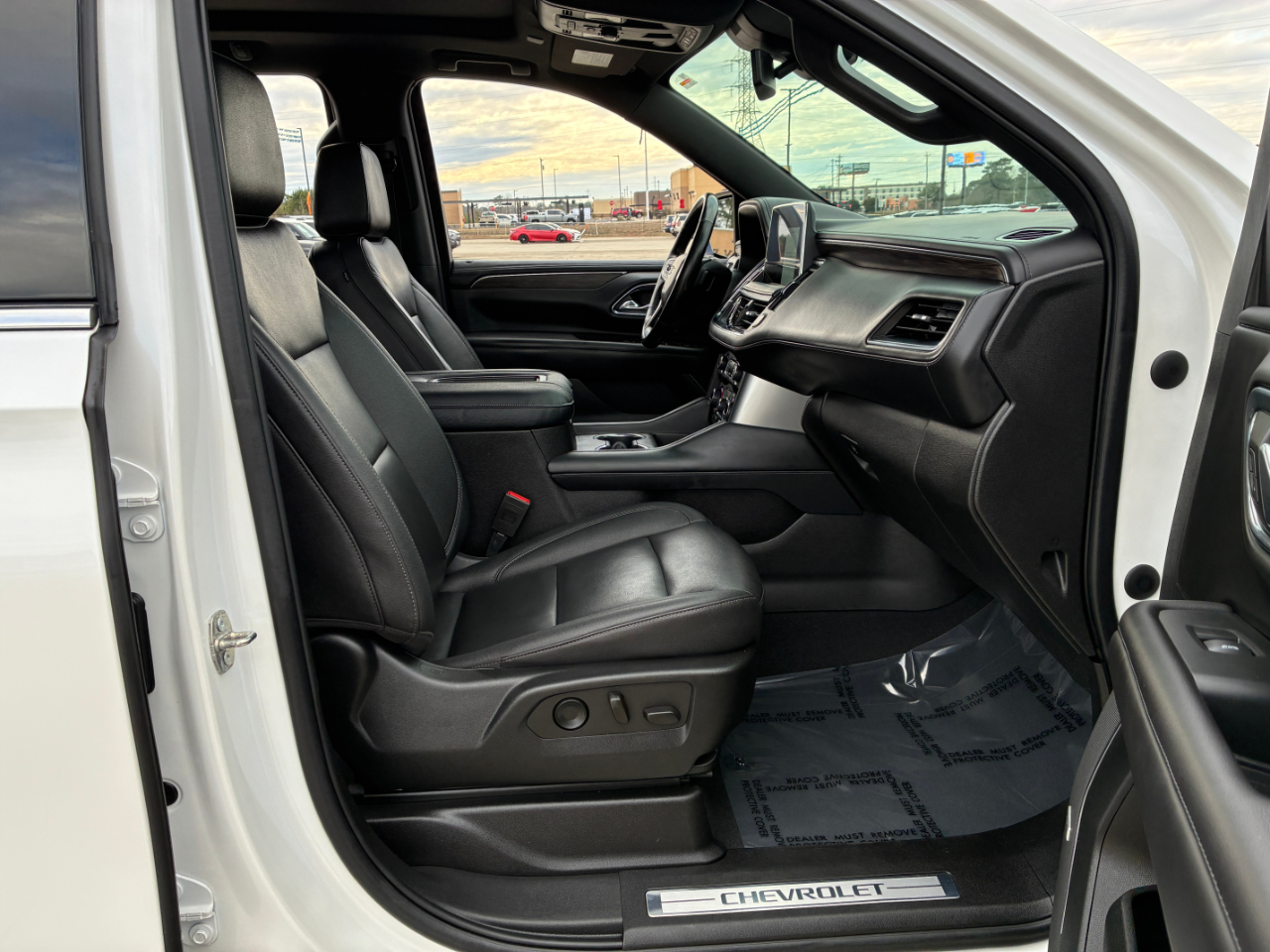 Chevrolet Suburban 1500 LT 2023