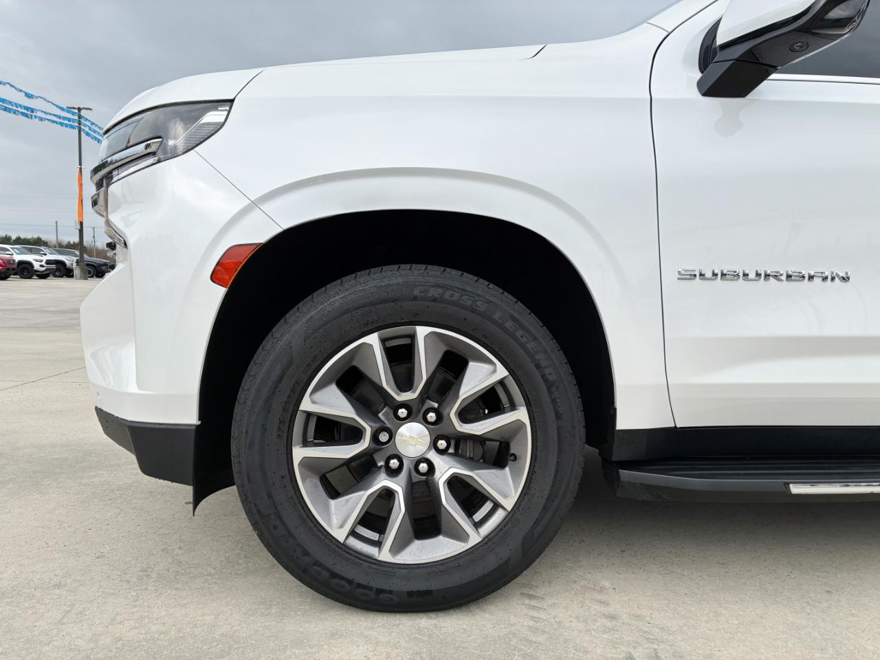 Chevrolet Suburban  2023