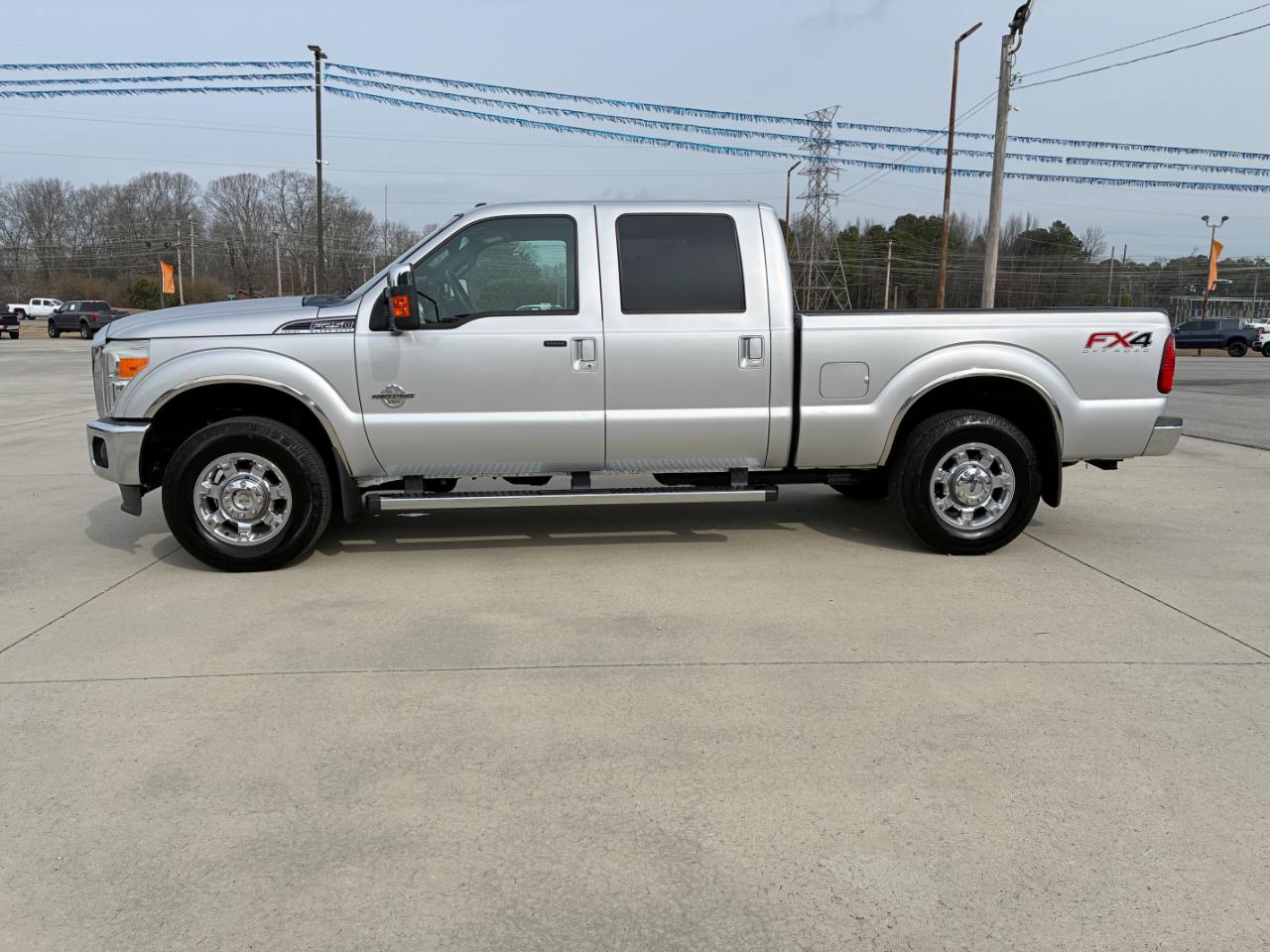 Ford F-250 SD Lariat 2015