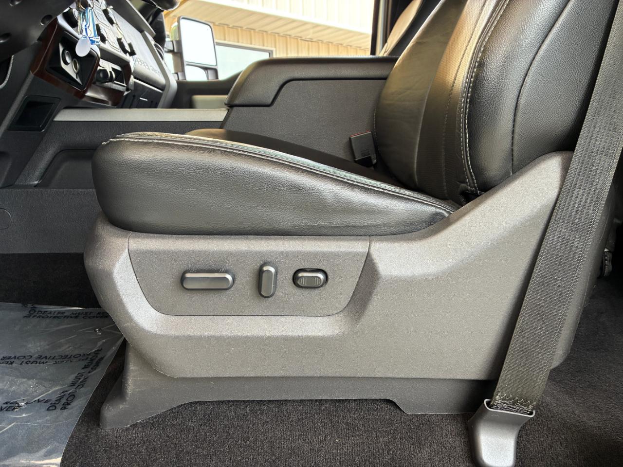 Ford F-250 SD Lariat 2015