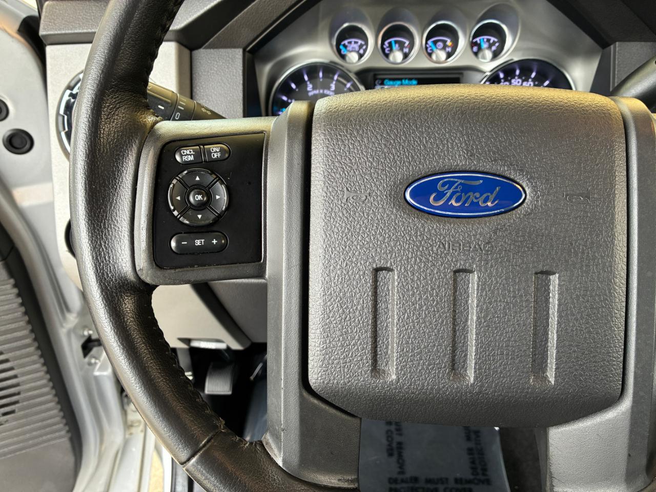 Ford F-250 SD Lariat 2015