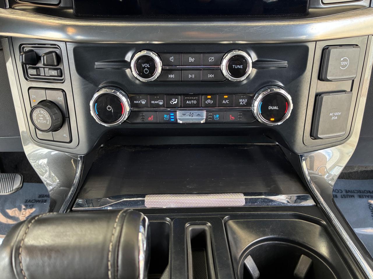 Ford F-150 Lariat 2023