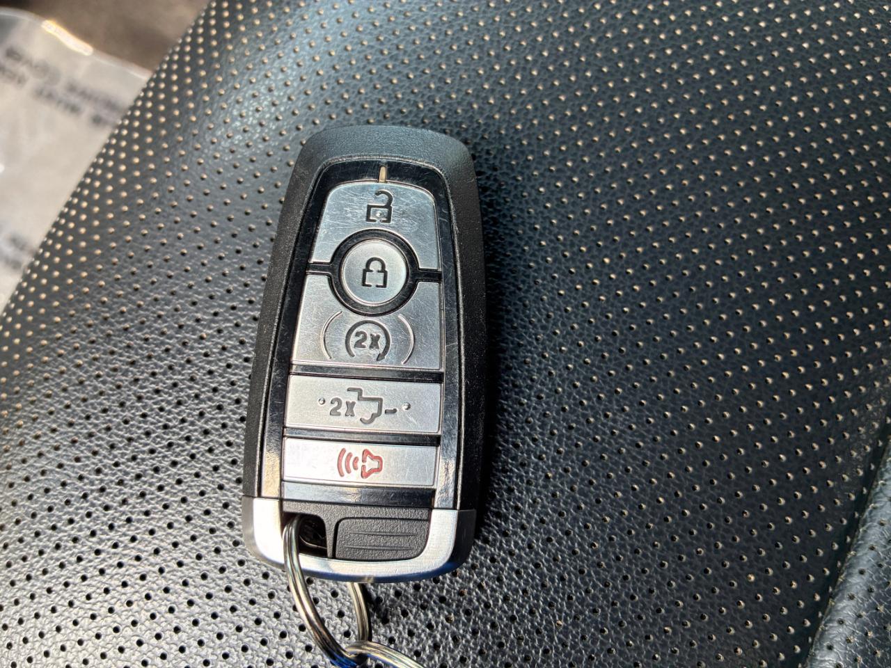 Ford F-150 Lariat 2023