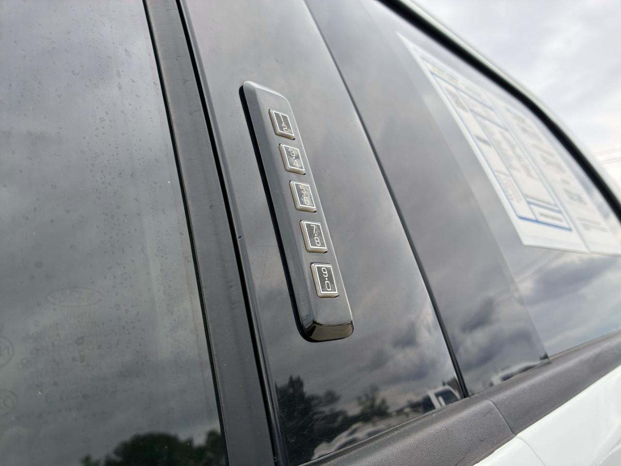 Ford F-150 Lariat 2023