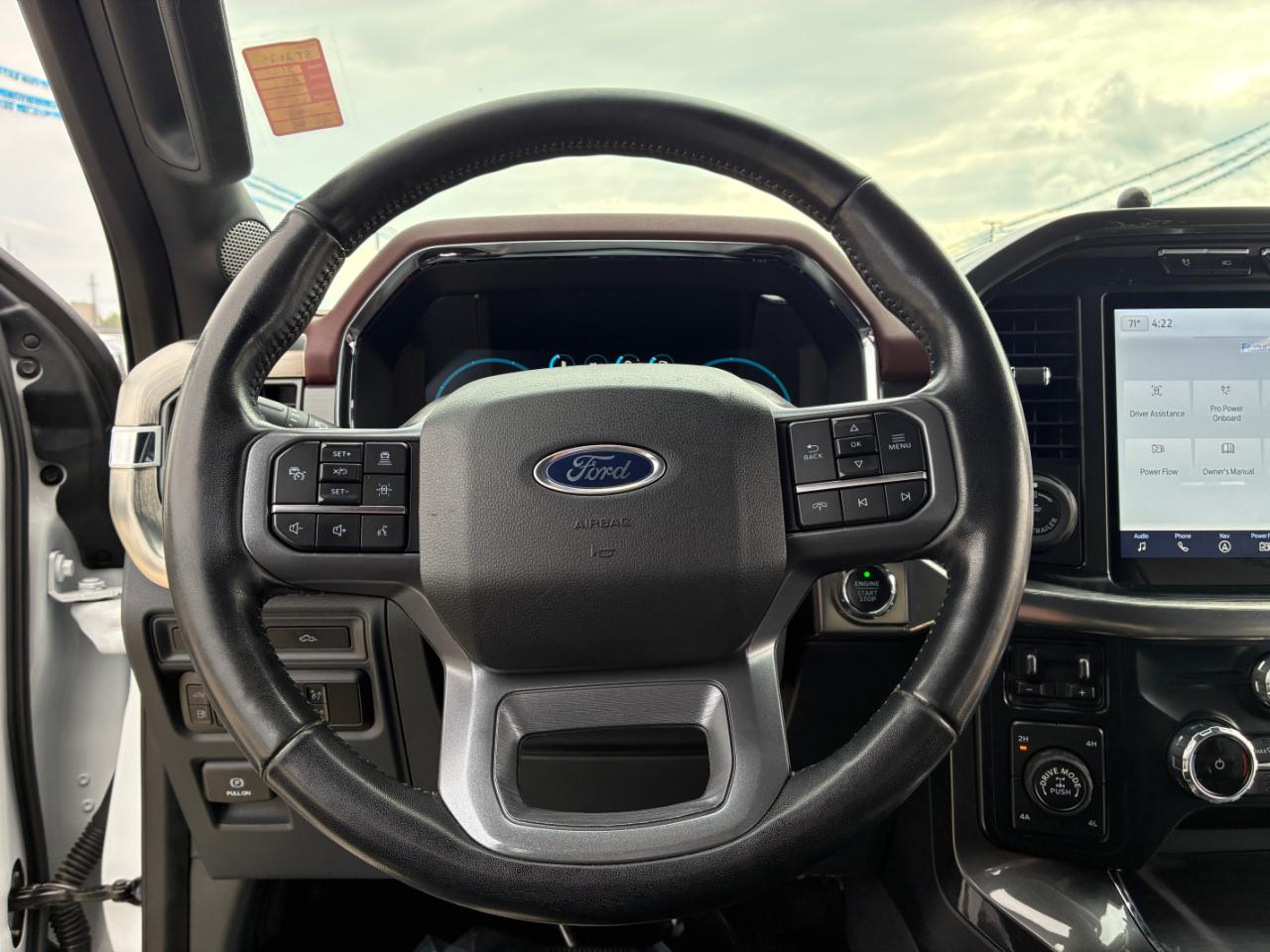 Ford F-150 Lariat 2023