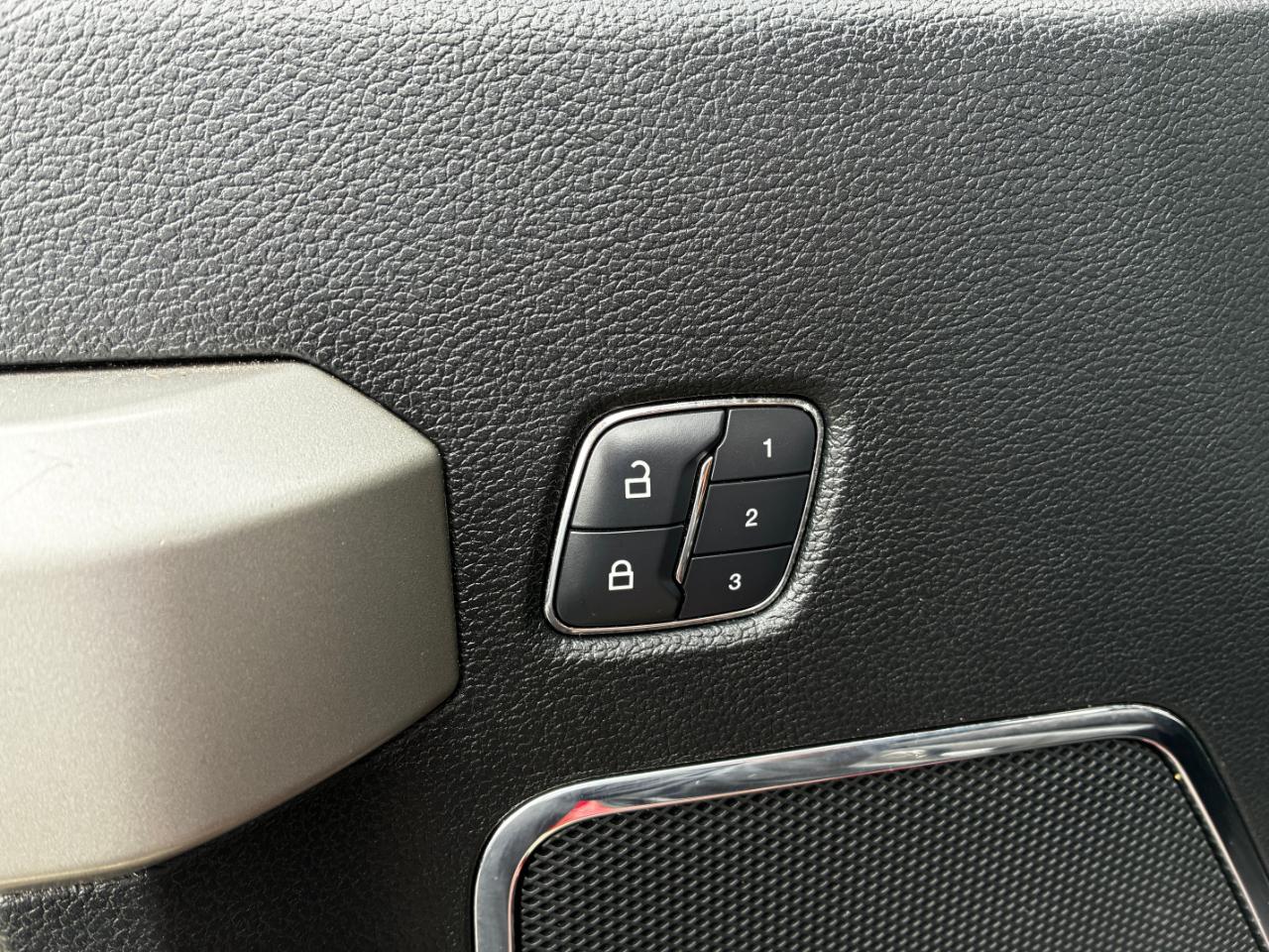 Ford F-250 SD Lariat 2019