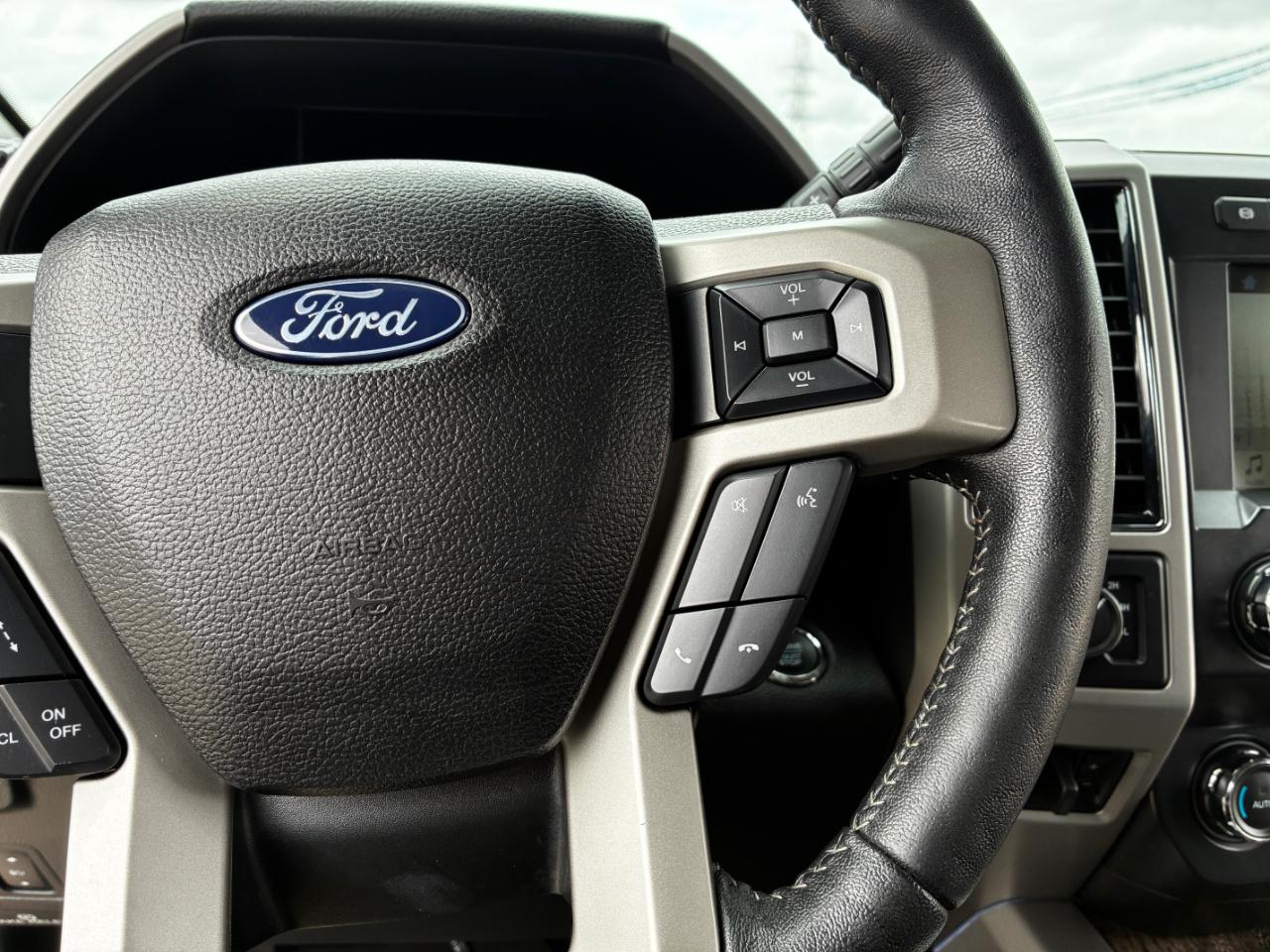 Ford F-250 SD Lariat 2019