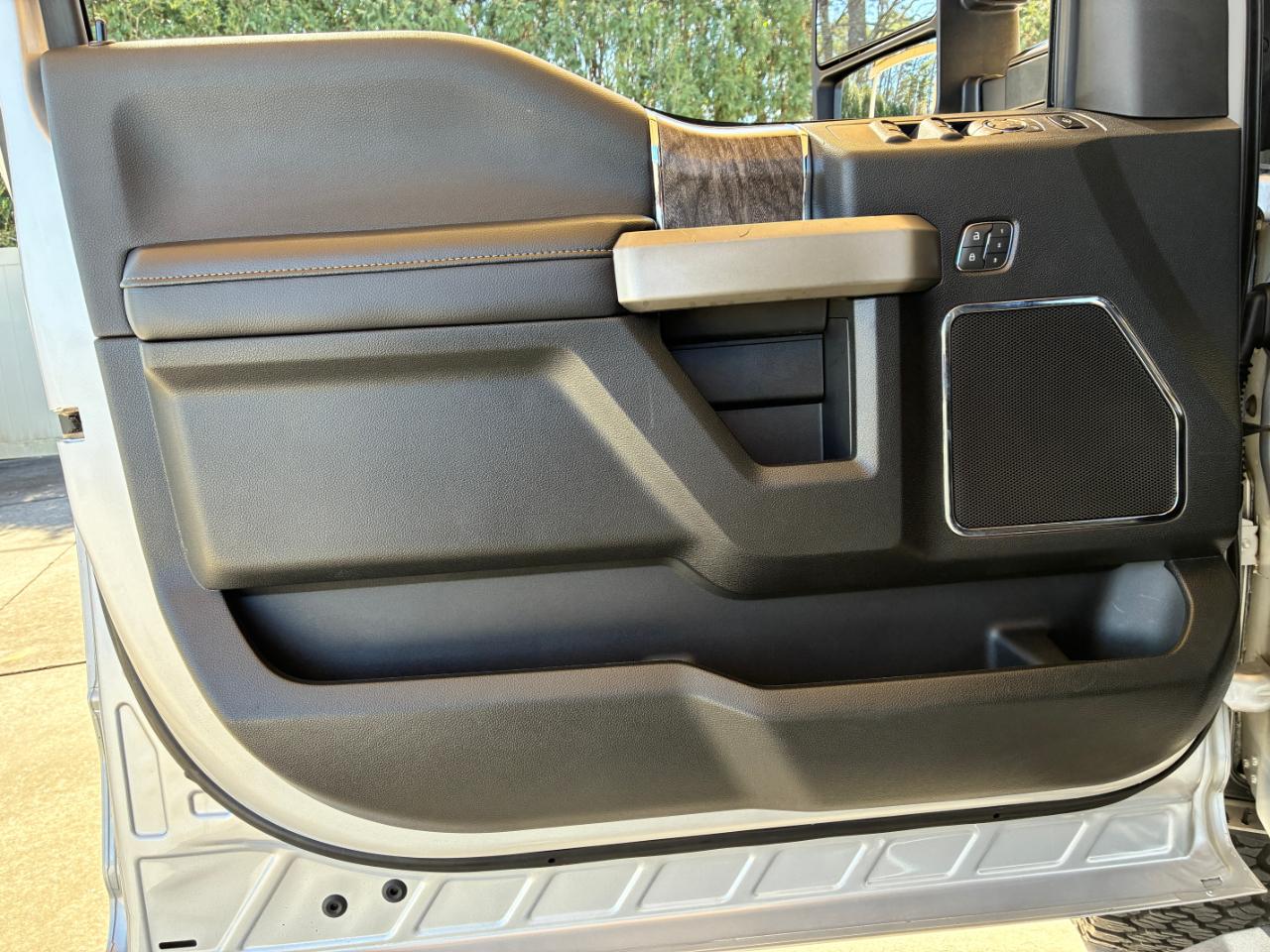 Ford F-350 SD Lariat 2019