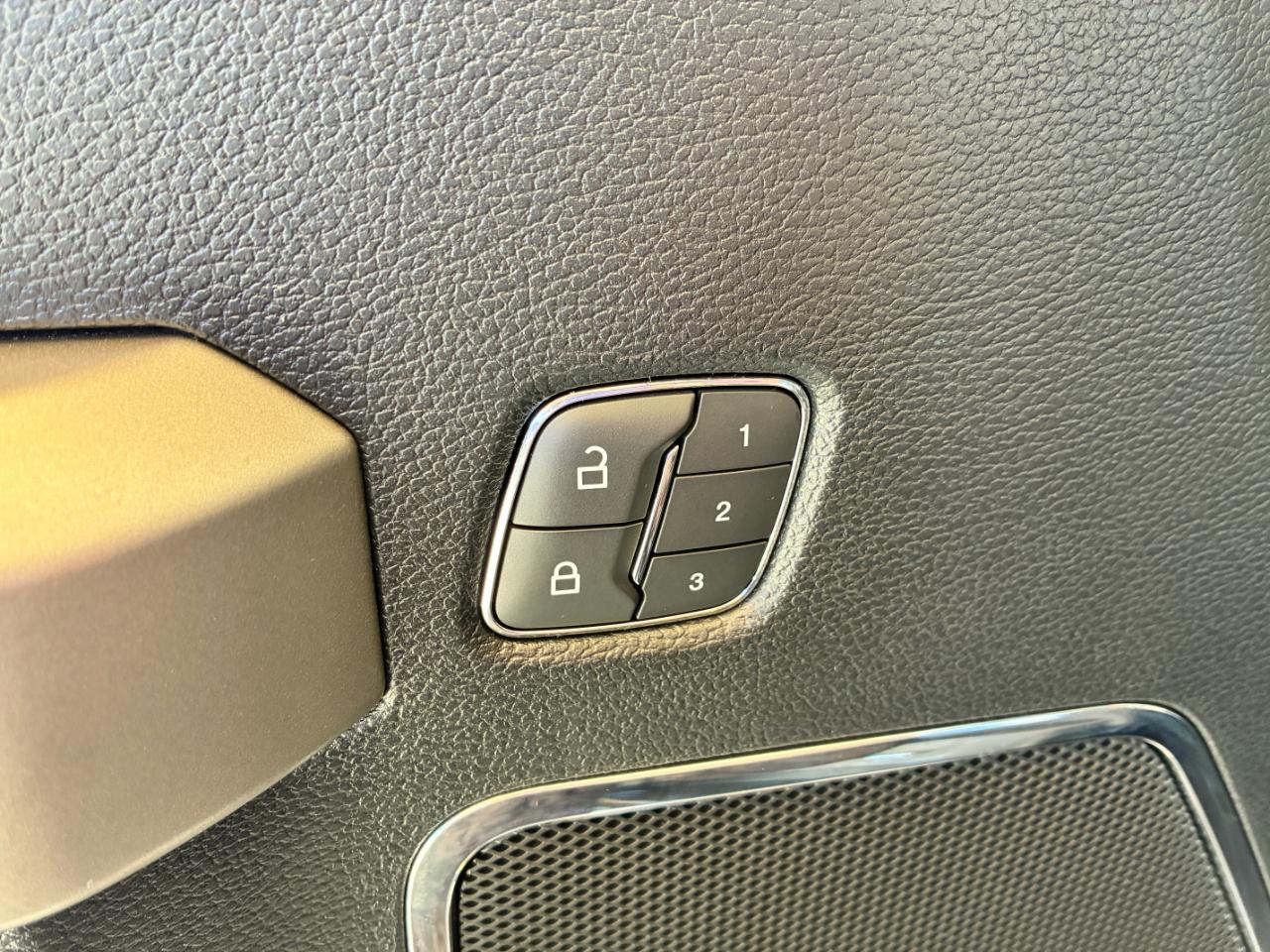 Ford F-350 SD Lariat 2019