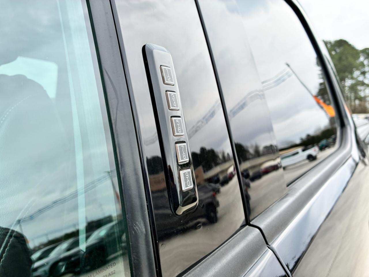 Ford F-150 Lariat 2021