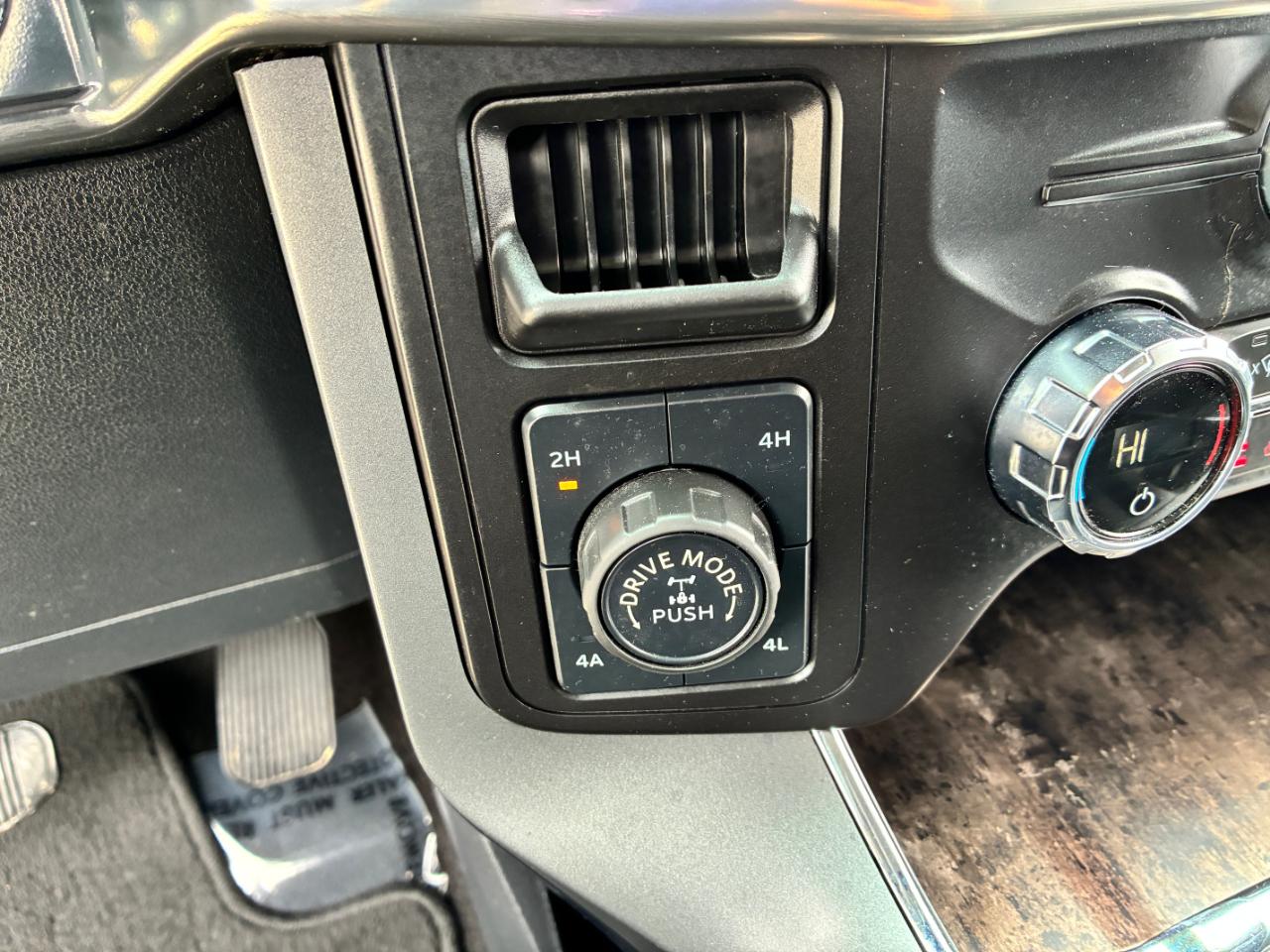 Ford F-150 Lariat 2021