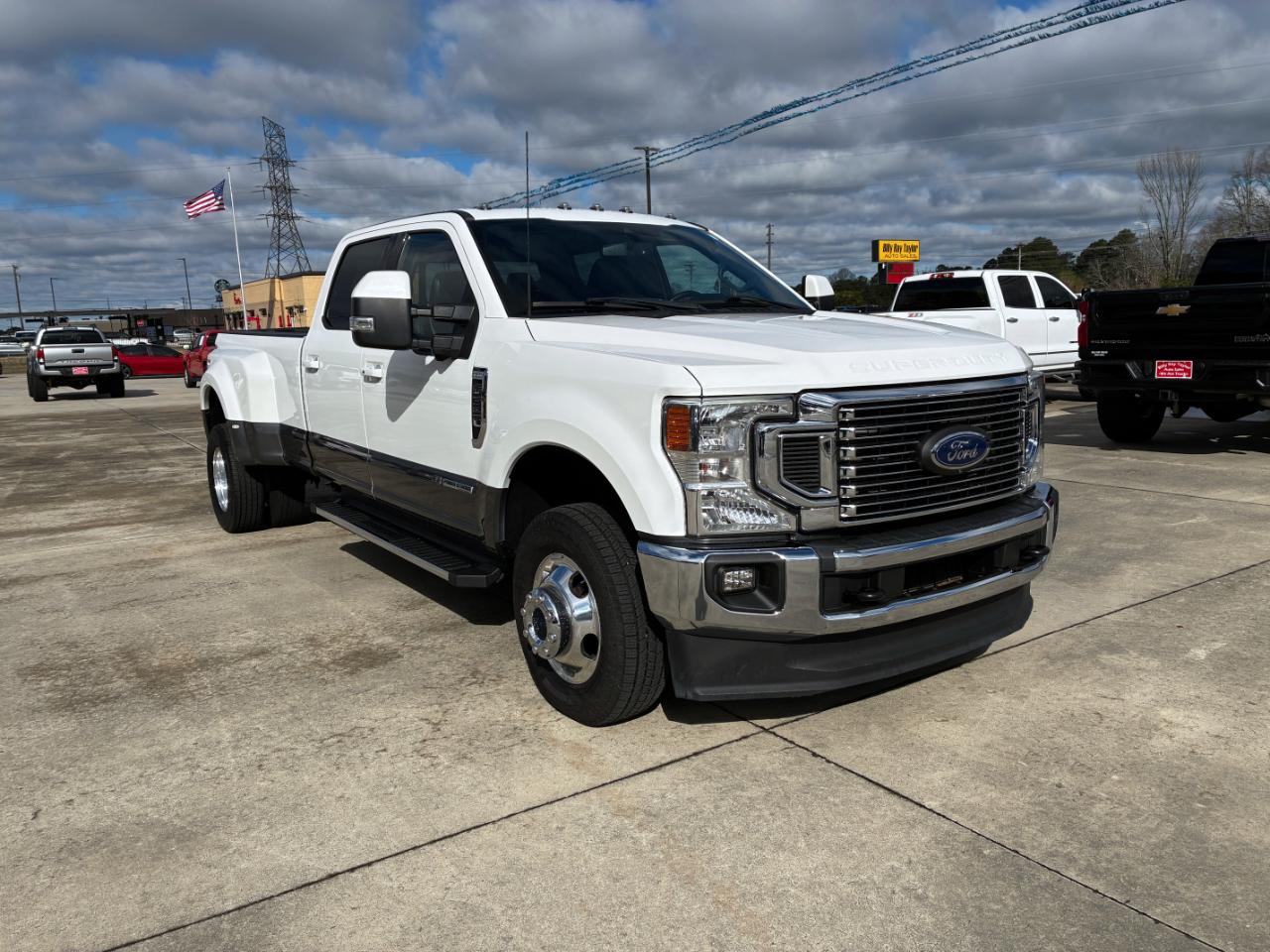 Ford F-350 SD Lariat 2022