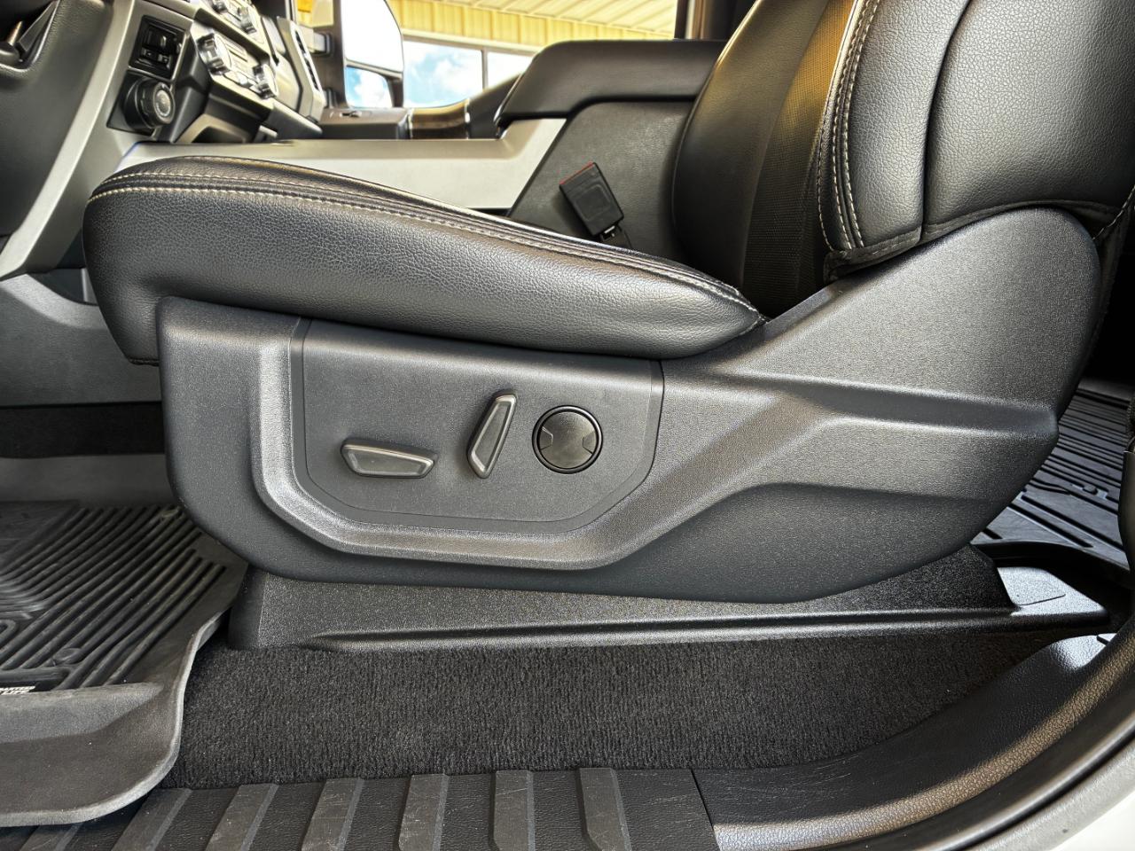 Ford F-350 SD Lariat 2022