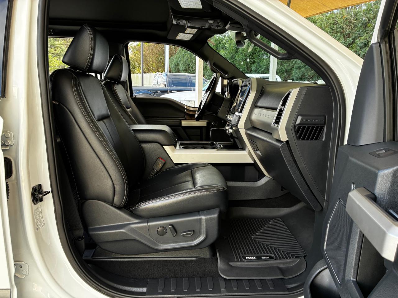 Ford F-350 SD Lariat 2022