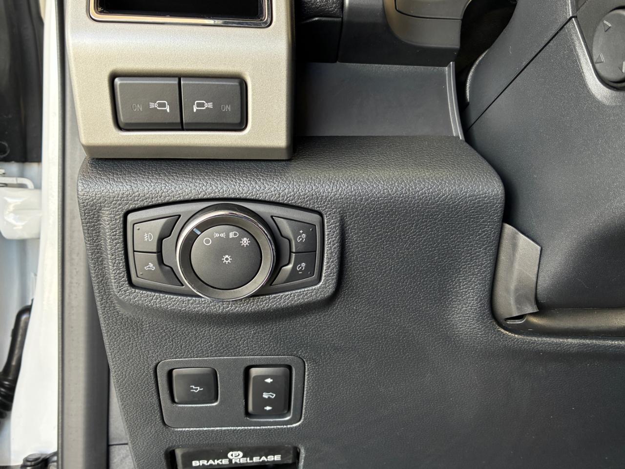 Ford F-350 SD Lariat 2022