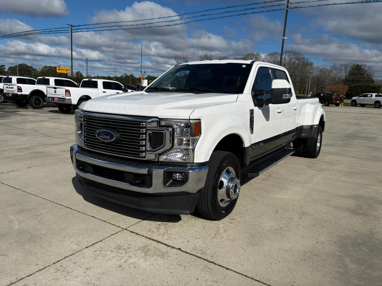 Ford F-350 SD Lariat 2022