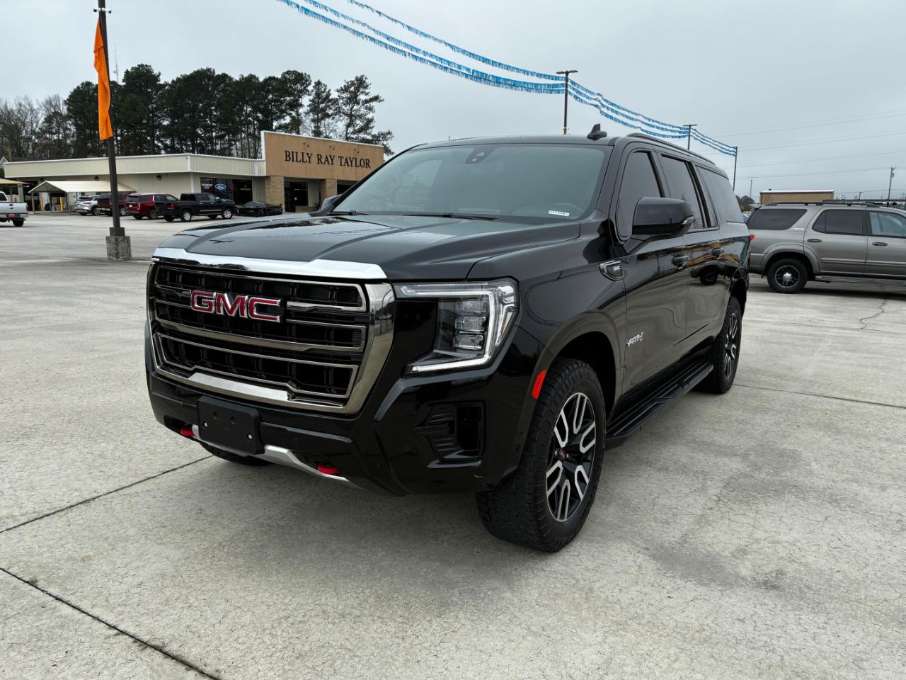 GMC Yukon XL  2021