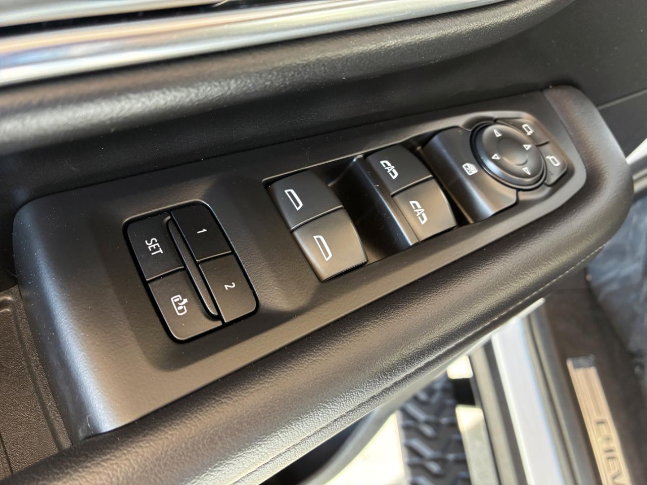 Chevrolet Tahoe  2021