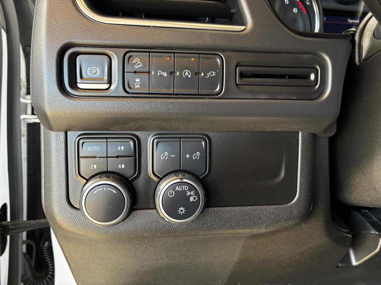 Chevrolet Tahoe  2021